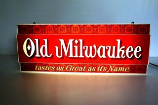 Vintage 1972 Old Milwaukee Promational Bar Light 22 " Long -
