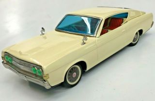 Nr 1968 Ford Torino Gt Fastback Friction & Batt Op Eng Sound 16 " (41cm) Tn Japan