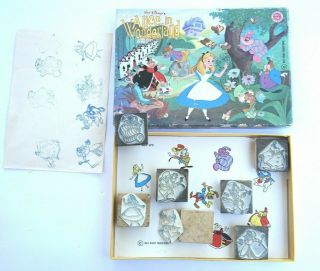 VINTAGE Walt Disney ' s Alice in Wonderland Multi - Print Stamp Set Italy Milano 177 3