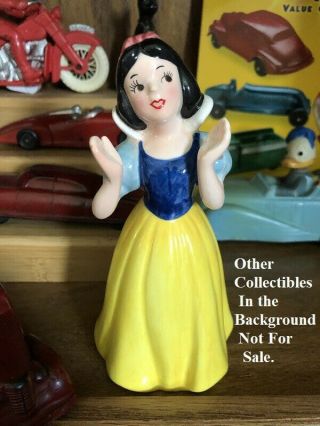 Vintage Disney Ceramic Snow White Porcelain Fig.  8 " Tall Rare Malaysia Issue