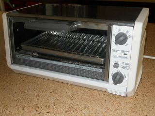 Vintage Black & Decker Space Saver Toaster R Oven