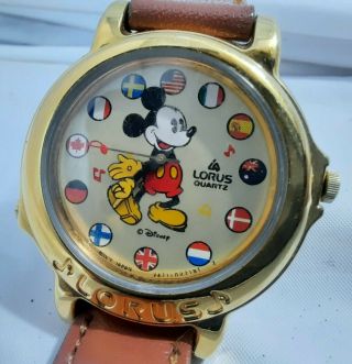Vintage 80s Lorus - Seiko Mickey Mouse Disney Melody Watch a Small World v421 - 0020 2