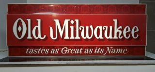 Vintage Old Milwaukee Beer Plastic Light Up Sign Advertising Bar