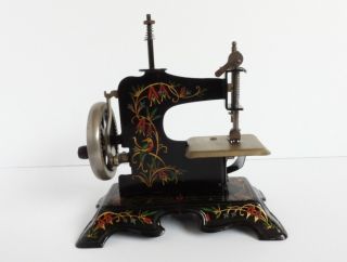 The Muller Model 14 Bird Of Paradise Toy Sewing Machine 1910 - 1939