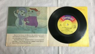 Vintage Walt Disney 1977 The Rescuers Record & Book Set Bianca Bernard 3