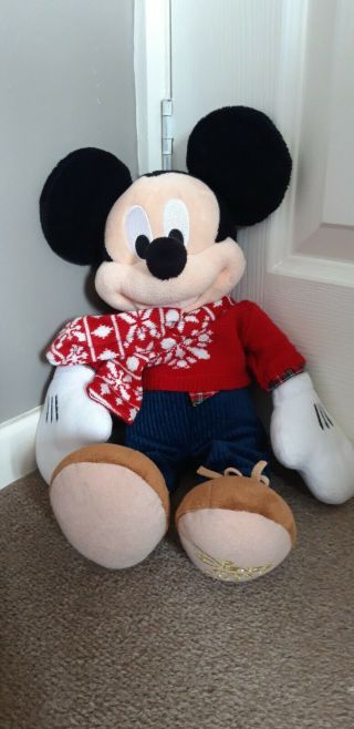 Disney Store 2015 Mickey Mouse Christmas Plush/soft Toy Scarf Winter
