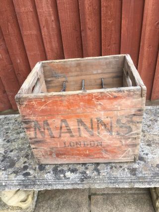 Vintage 1960s Watney Mann 12 Bottle Wooden Crate,  Great Patina.