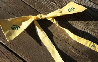 Vintage Girl Scout Yellow Self Tie Bow Tie W/ Green Gs Logo And Neck Snap Strap