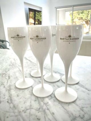 Moet & Chandon - 6 X Acrylic Champagne Flutes / Glasses -