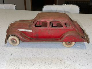 Kingsbury Toy Car 1936 Chrysler Imperial C10 Airflow Wind Up,  Electric Tin Car