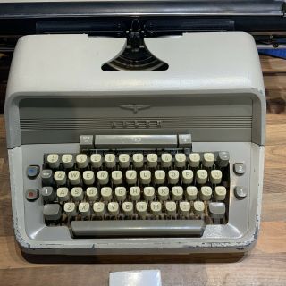 Vintage Typewriter Adler Universal Wide Carriage Desktop West Germany 2