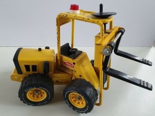 Vintage Mighty Tonka Forklift Truck Toy Fork Lift Metal 1970’s Toy XR - 101 Model 3