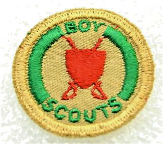 Red Shield Boy Scout Master - At - Arms Proficiency Award Badge Tan Cloth Troop $1