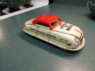 Vintage Marx Tin Wind Up Learn To Drive Safe Driving School Toy Car