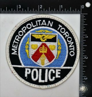 Metropolitan Toronto Canada Police Patch (white Edge) Vintage