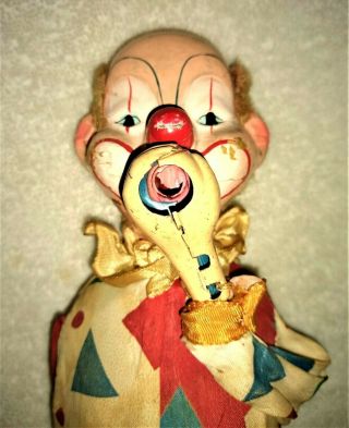 Vintage Tin Clown Wind - Up.  Made In Japan Blowing & Bouncing