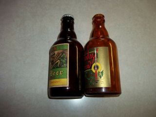 2 Vintage WALTER ' S IRTP BEER BOTTLES AND 1 CAP Eau Claire Wisconsin Wi.  Bar 3