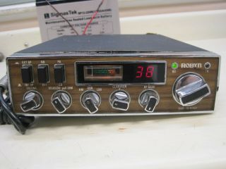 Vintage Robyn Sb - 5100 Radio Am Lsb Usb 40 - Channel W/ Mic Powers On