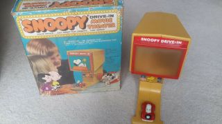 Vintage 1975 Snoopy Drive - In Movie Theater Toy Kenner Usa