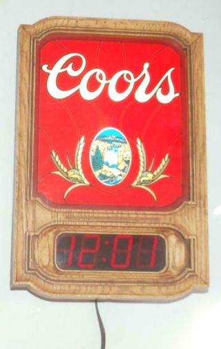 Vintage 1981 Coors Beer Lighted Digital Wall Bar Clock / Man Cave Sign