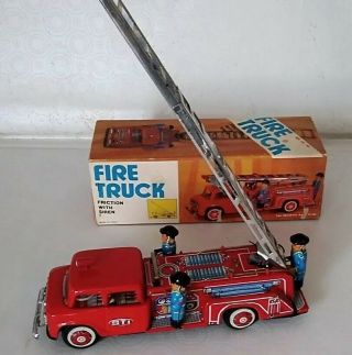 Vintage Tinplate Fire Engine (boxed)