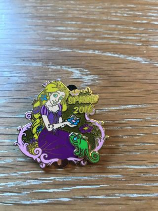 Disney Pin Spring 2016 Tangled Rapunzel And Pascal Le 2000