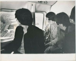 Beatles Vintage 1965 Official Press Photograph Of The Beatles Over Nyc To Shea