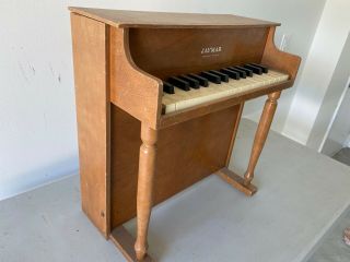 Vintage Jaymar Child ' s Upright Piano - 30 key Children Music 2