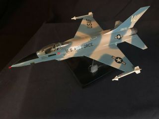 Vintage General Dynamics F - 16 Fighting Falcon Built And Detailed