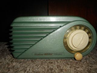 Vintage 1951 Midge Bullet Tube Radio Model 5408 Northern Electric Co.  Ltd.