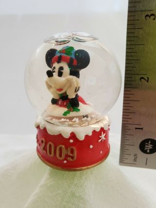 2009 Disney Store Mickey Mouse Snow Globe 2.  5 - Inch