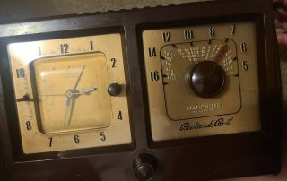 Rare 1954 Vintage Packard Bell Tube Clock Radio