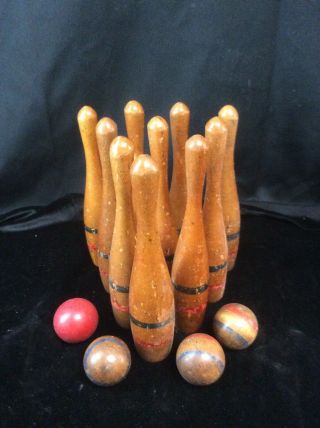 Vintage Antique Solid Wood Kids Bowling Set Skittle Ball 9 Inch Pins