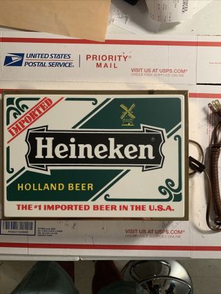 Back Bar Heineken Beer Sign Light Up Vintage Display Well Plastic