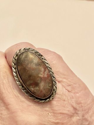 Vintage Old Pawn Navajo Petrified Wood Sterling Silver Ring Sz.  8 Signed Jt 1.  4”l
