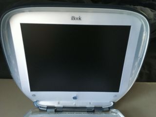 Apple Vintage iBook G3 366 MHz clamshell for repair or parts 3