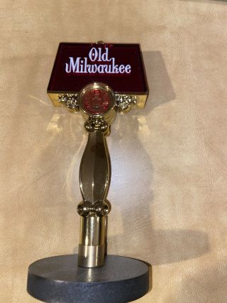 Vtg Old Milwaukee Beer Tap Handle Knob 7.  5” Schlitz Brewing Co.  Milwaukee Bar