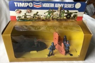 Vintage Timpo,  Boxed Wwii American & German Battle Scene With Dingy.  54mm Scale