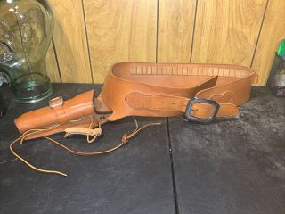 Bianchi Leather Brown Western Gun Holster Belt 34” - 36” Waist.  44/.  45 Bullets