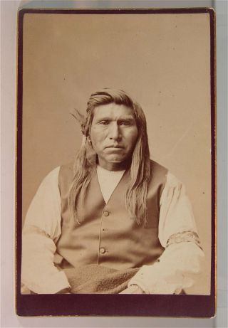 1880s Native American Shoshone Indian Chief / Brave Cabinet Card Photo By Cross