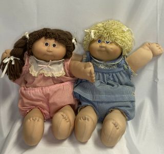 2 Vintage Cabbage Patch Kid Dolls 1983 Signed Xavier Roberts Blonde & Brown Hair