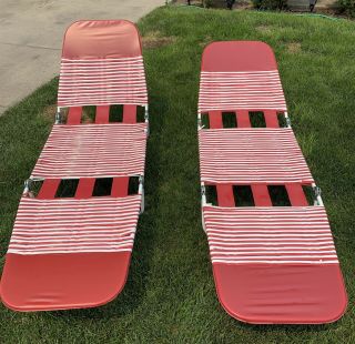 Pair Vintage Folding Lawn Lounge Chair Pool Vinyl Tube Red & White Trifold