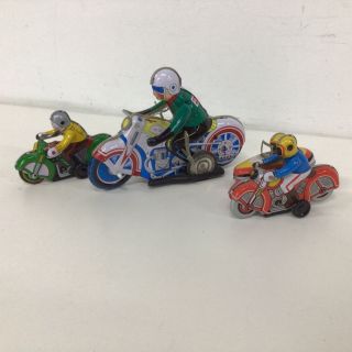 3x Vintage Tin Wind Up Motorbike Toys Made In China 451