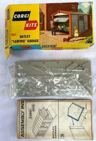 Scarce C1961 - 68 Vintage Corgi Toys 601 Batley “leofric” Garage In Orig Box