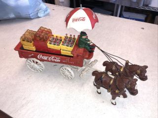 Vintage Coca Cola Cast Iron Clydesdale Horses Drawn Wagon Umbrella Cases Bottles