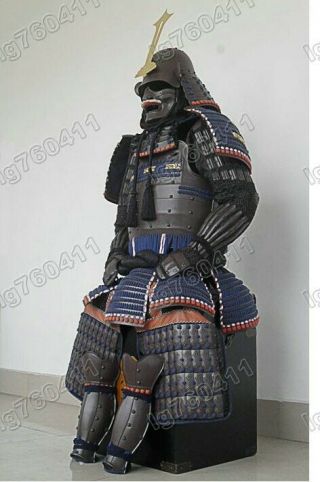 Iron & Silk Japanese Wearable Rüstung Samurai Armor Suit Front Sword