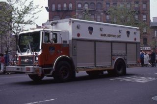 Fdny Mask Service Unit 1986 Mack Saulsbury - Fire Apparatus Slide