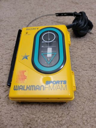 Vintage Sony Sports Walkman Wm - F45 Am/fm Cassette Player
