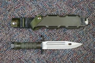 Buck Usa 188 M9 Phrobis Iii Knife W/ Sheath Military Style