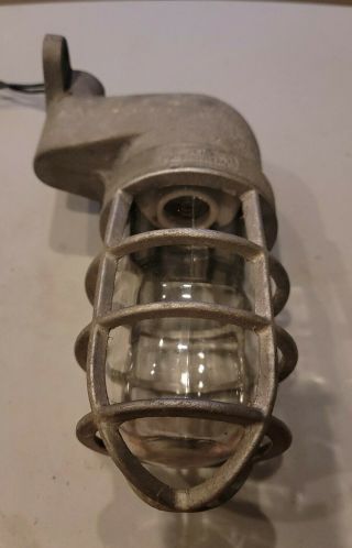 Vintage Crouse Hinds V911 Explosion Proof Light Steam Punk Heavy 11 " Long Canada